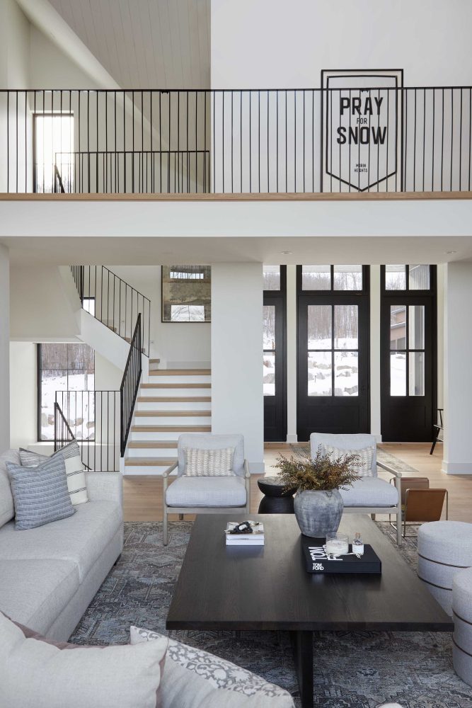 AirBnB Photos_25 Montée Kicking Horse_07