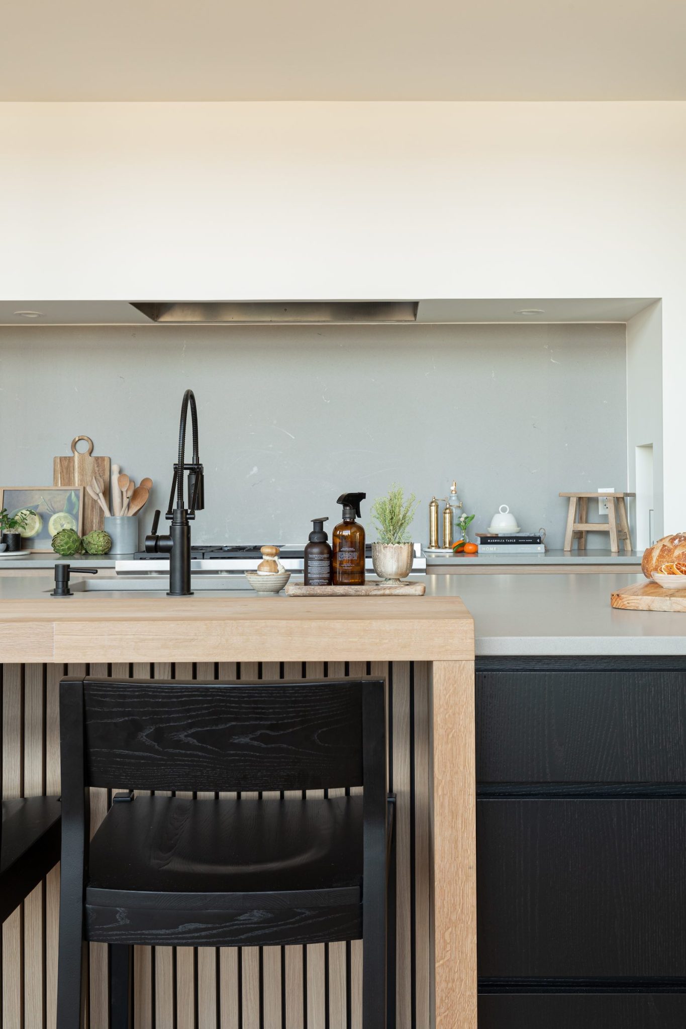 Beacon Home Design - 33 montée kicking horse - 56